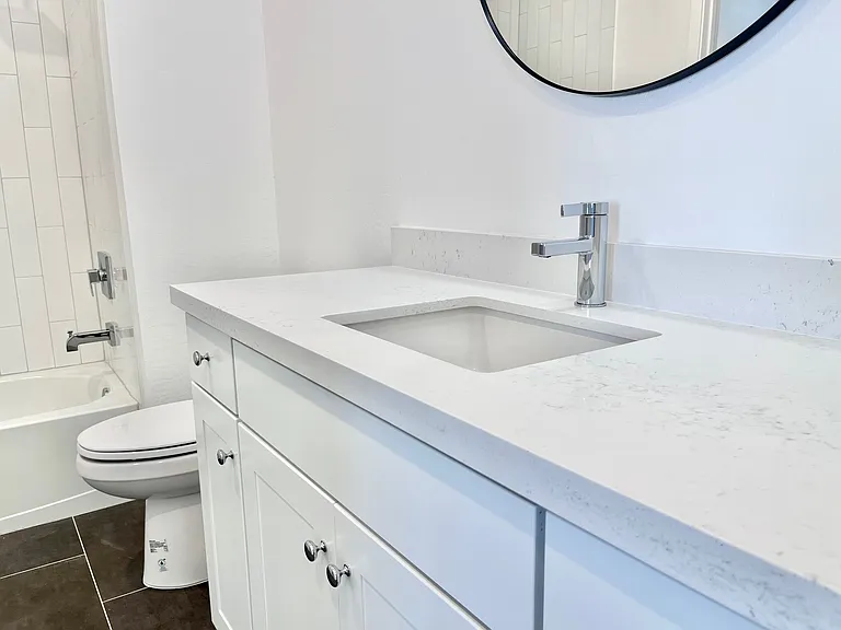 1247 E Colter St #11 — Photo 32