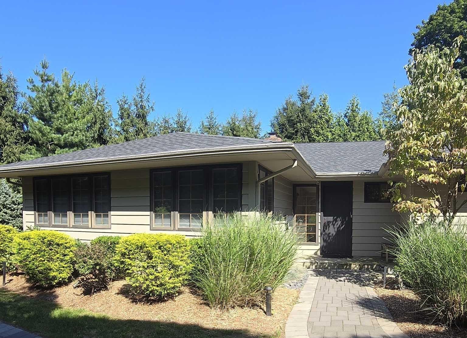 90 Lylewood Dr, Tenafly, NJ 07670 | Zillow
