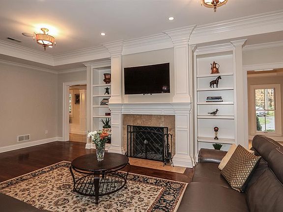 5th image of 6740 Druwood Ln