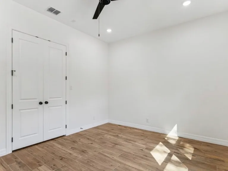 5571 Eichman Rd — Photo 15