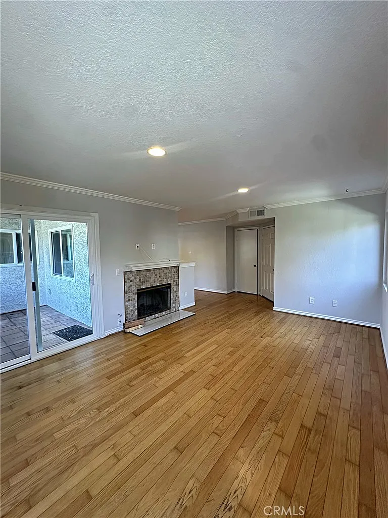 70 Corniche Dr — Photo 2