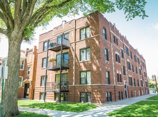 2203 W Winona St APT 3, Chicago, IL 60625