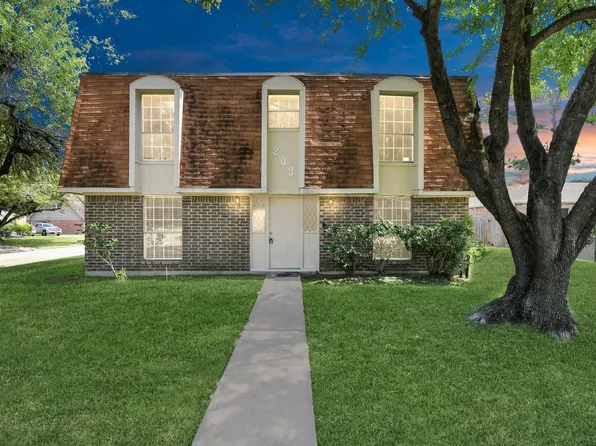 203 Kirkaldy Dr, Houston, TX 77015