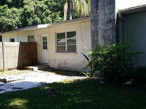 2nd image of 423 Citrus Ave