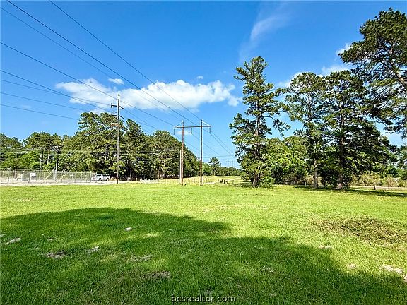 4th image of County Road 410