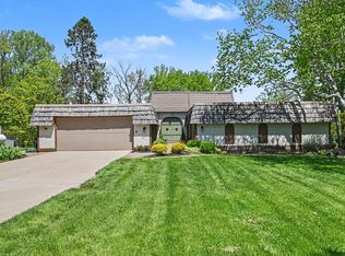 2884 Clearview Dr, Lexington, OH 44904