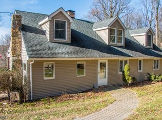 7 Hartmans Trl, Washington, NJ 07882