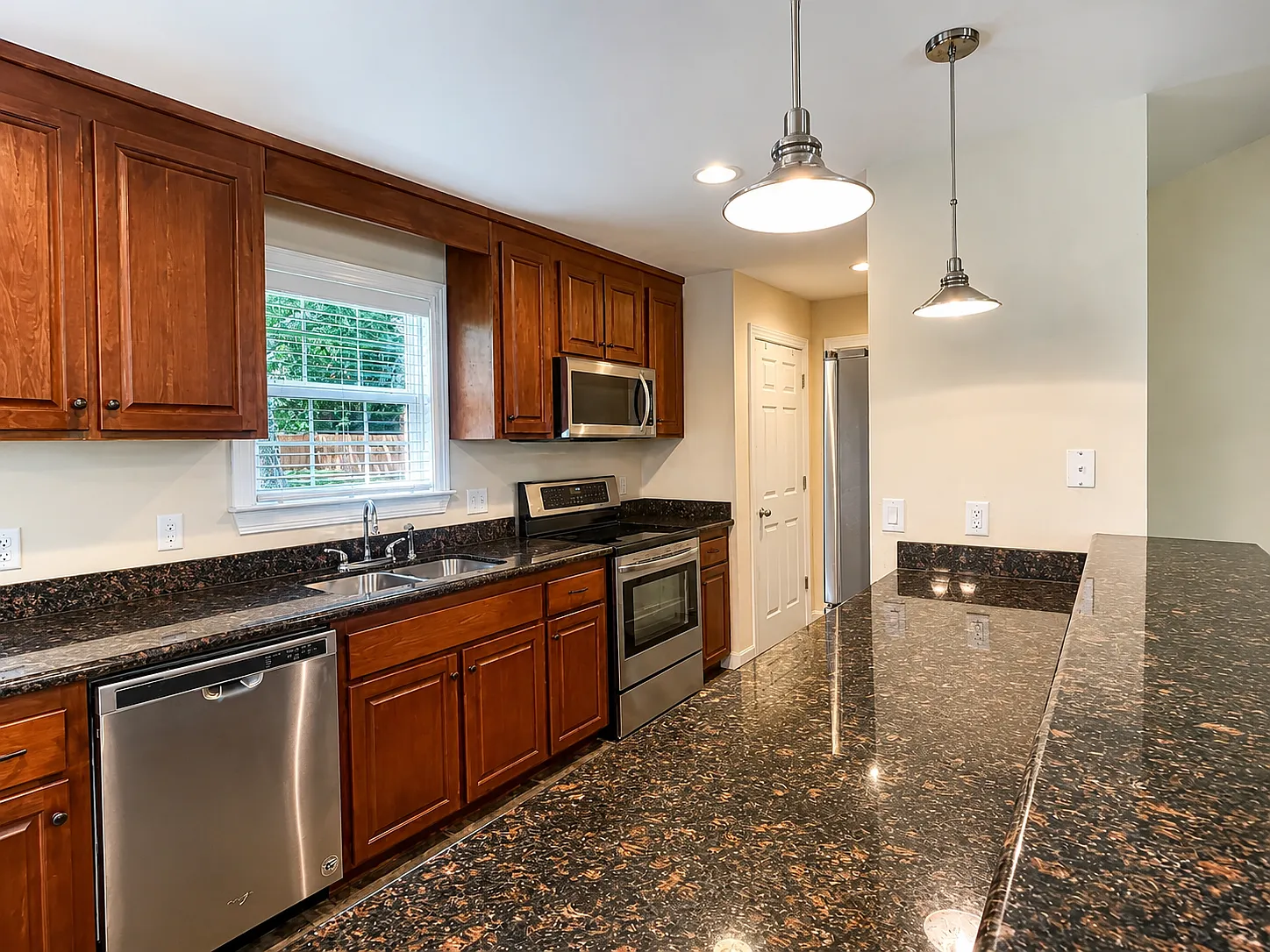 1476 Cat Mar Rd — Photo 3