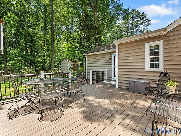 3rd image of 10307 Windbluff Dr