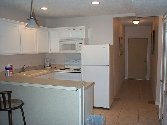 5th image of 6300 Padre Blvd