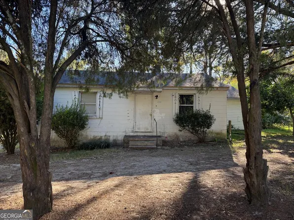 722 E 6 1/2 St, Tifton, GA 31794