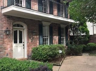 200 Rue Street Peter, Metairie, LA 70005