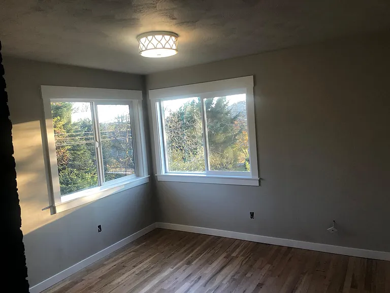 4501 NE Everett Dr — Photo 10