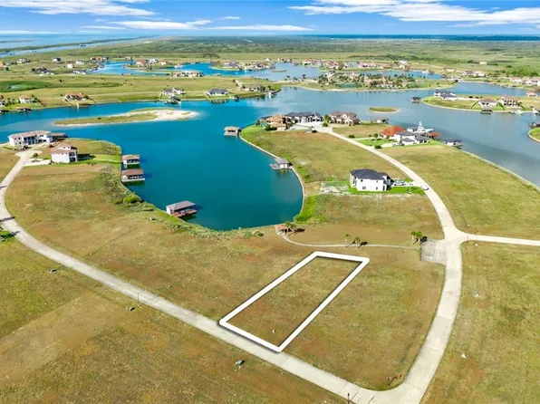 243 Bueno Vista Ct, Port O Connor, TX 77982