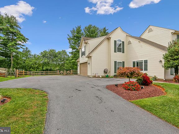 4th image of 4104 Morningwood Dr
