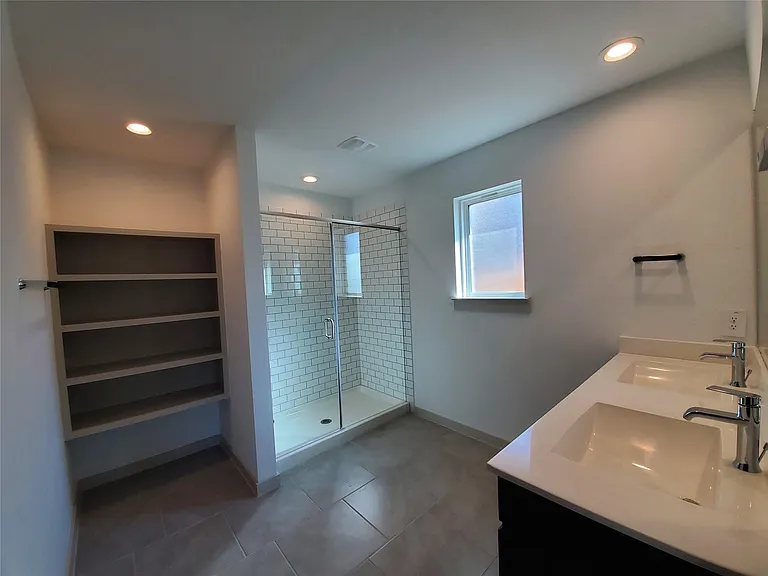 3314 Dagostino Creek Dr — Photo 18