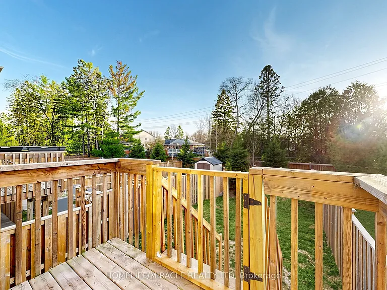 14 Greenwood Dr — Photo 41