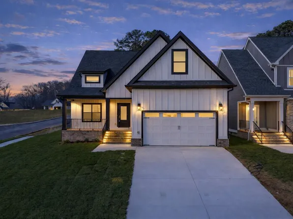 5205 NW Baylor St, Cleveland, TN 37312