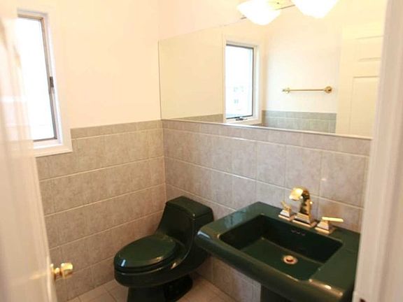 4th image of 499A Catherine St #499A