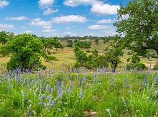 48 Badger Ridge Rd, Fredericksburg, TX 78624