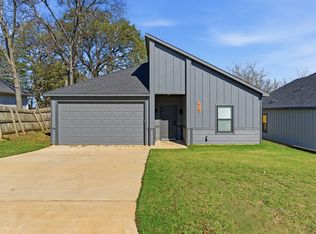 425 E Munson St, Denison, TX 75021
