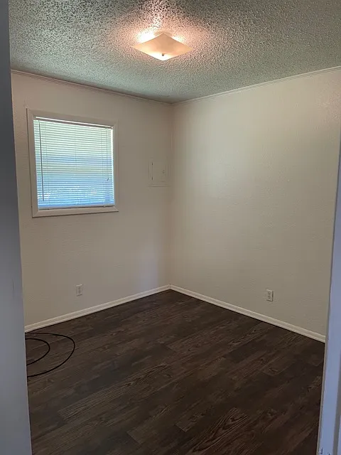 2 bed, 800 sqft, $690 — Photo 4