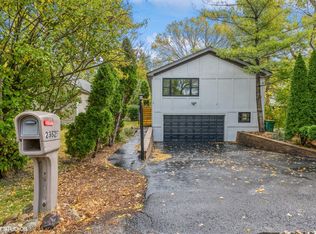 23525 N Field Rd, Lake Zurich, IL 60047