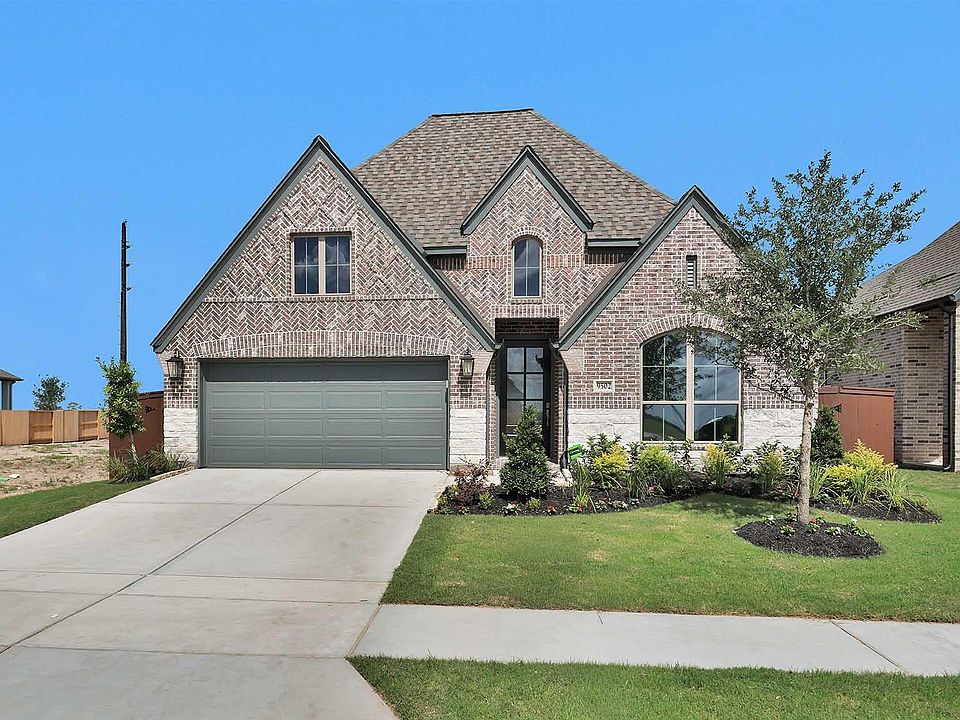 1st image of 9502 Chateau Hill Dr
