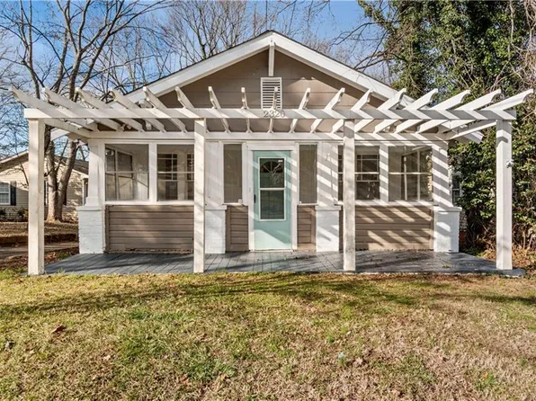 2320 S Broad St, Winston Salem, NC 27127