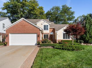 3083 Honor Dr, Rochester Hills, MI 48309