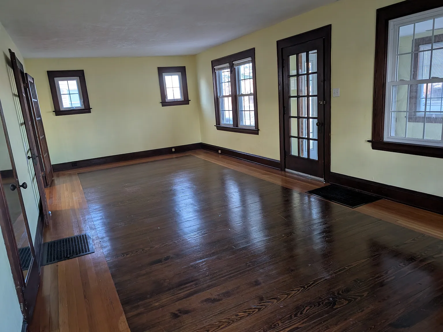 2 bed, 1008 sqft, $1,690 — Photo 4
