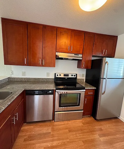 Oakwood Apartments — Photo 3