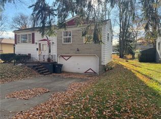 2821 Tod Ave NW, Warren, OH 44485
