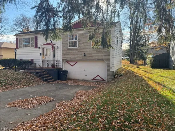 2821 Tod Ave NW, Warren, OH 44485