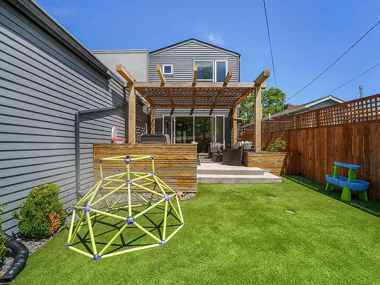 3215 S Dahlia St — Photo 36