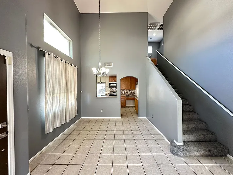 925 Ortega Hill Ln — Photo 15