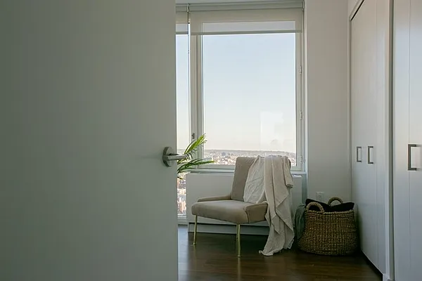 Rented by Clinton Management | media 13