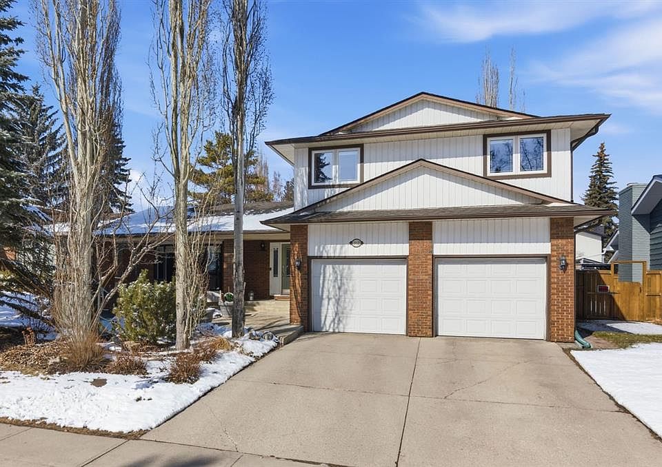 1st image of 352 S Oakside Cir SW