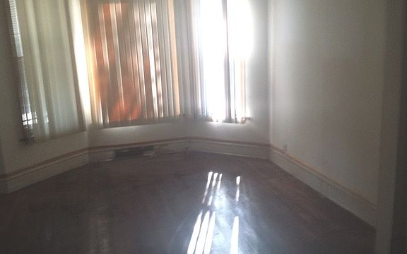 2nd image of 4228 W Gladys Ave