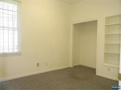 5th image of 169 Lincoln Ave #1X