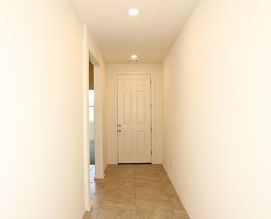 3rd image of 15390 W Edgemont Ave