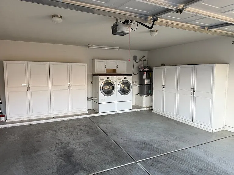 3988 Delos Dr — Photo 14