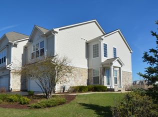 15131 W Pinewood Rd, Lockport, IL 60441