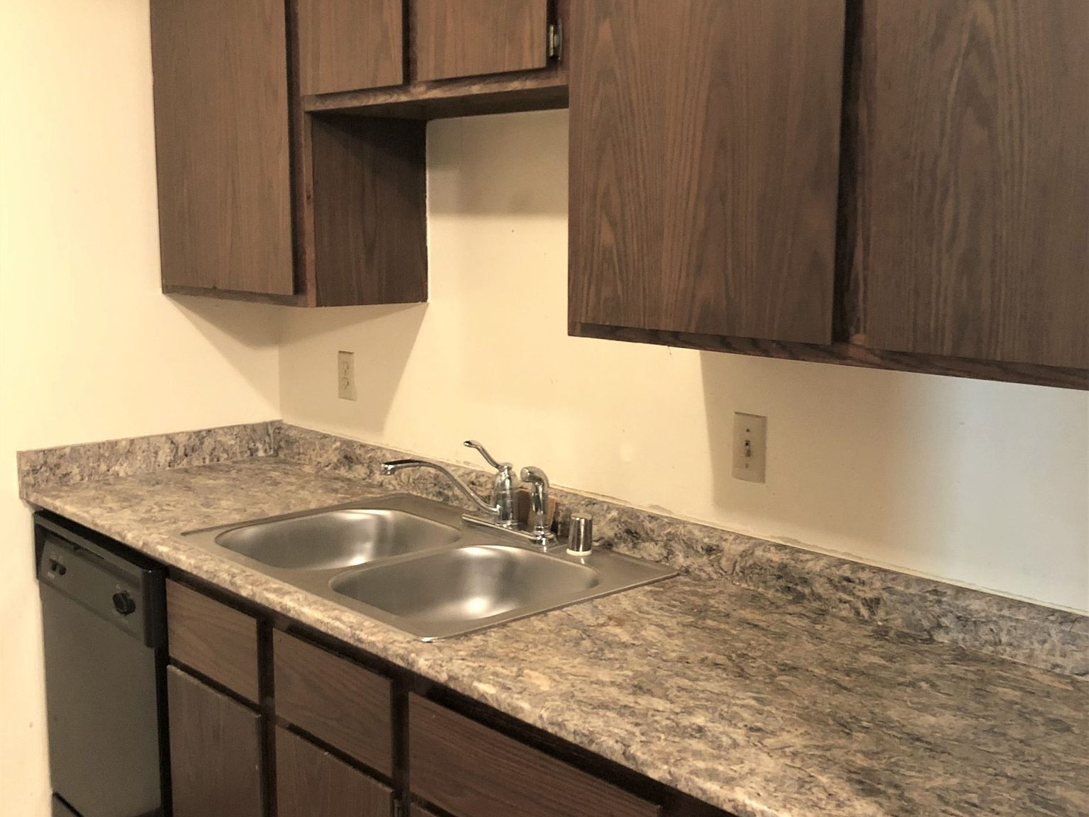 2339 Chalet Gardens Rd 14804014, Madison, WI 53711 Zillow