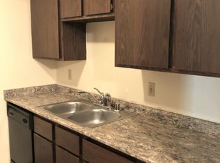 2339 Chalet Gardens Rd #14801582, Madison, WI 53711