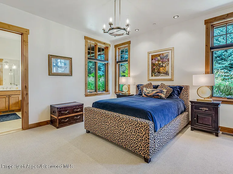 138 Club Lodge Dr — Photo 13