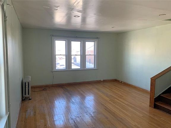 2nd image of 9402 96th St