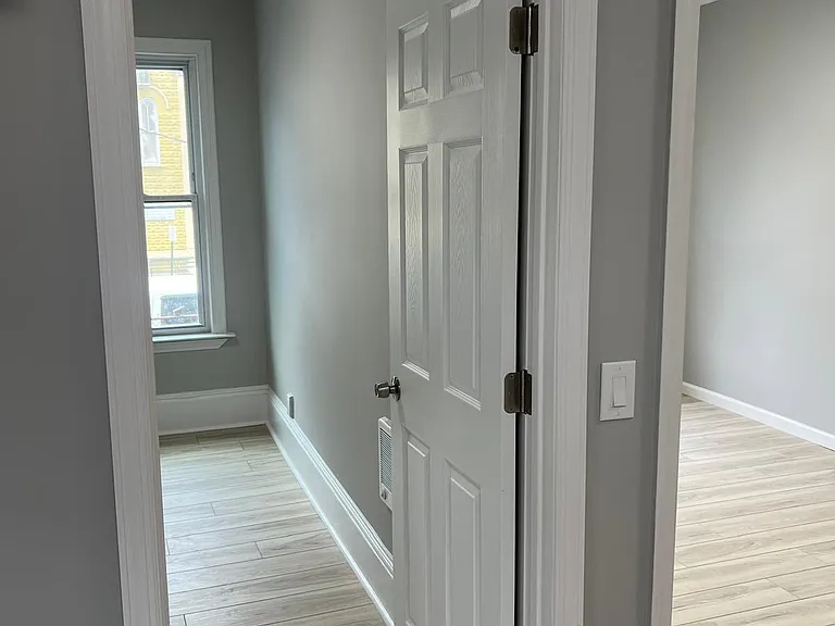 28 Sherman St #7 — Photo 27