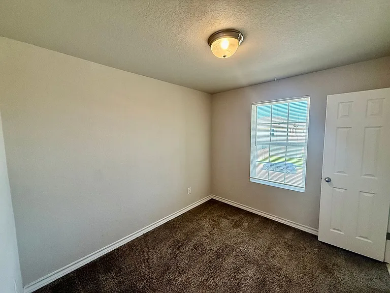 8331 Breezy Cv #4 — Photo 18