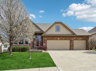 3505 154th St, Urbandale, IA 50323